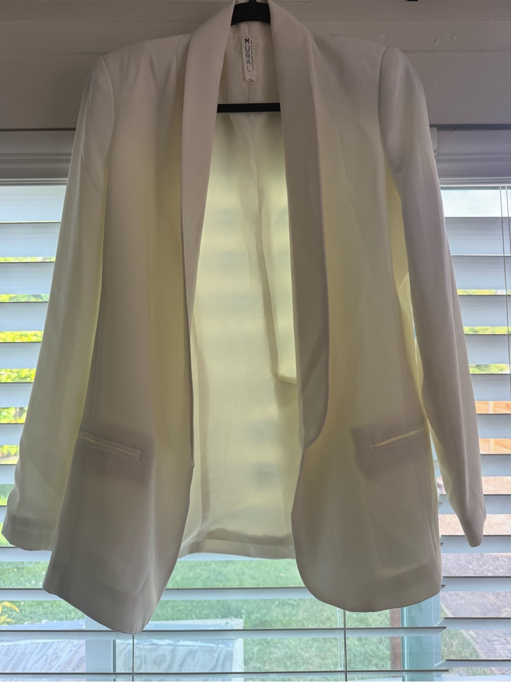 Mural Women's Cream Open-Front Shawl Collar Blazer